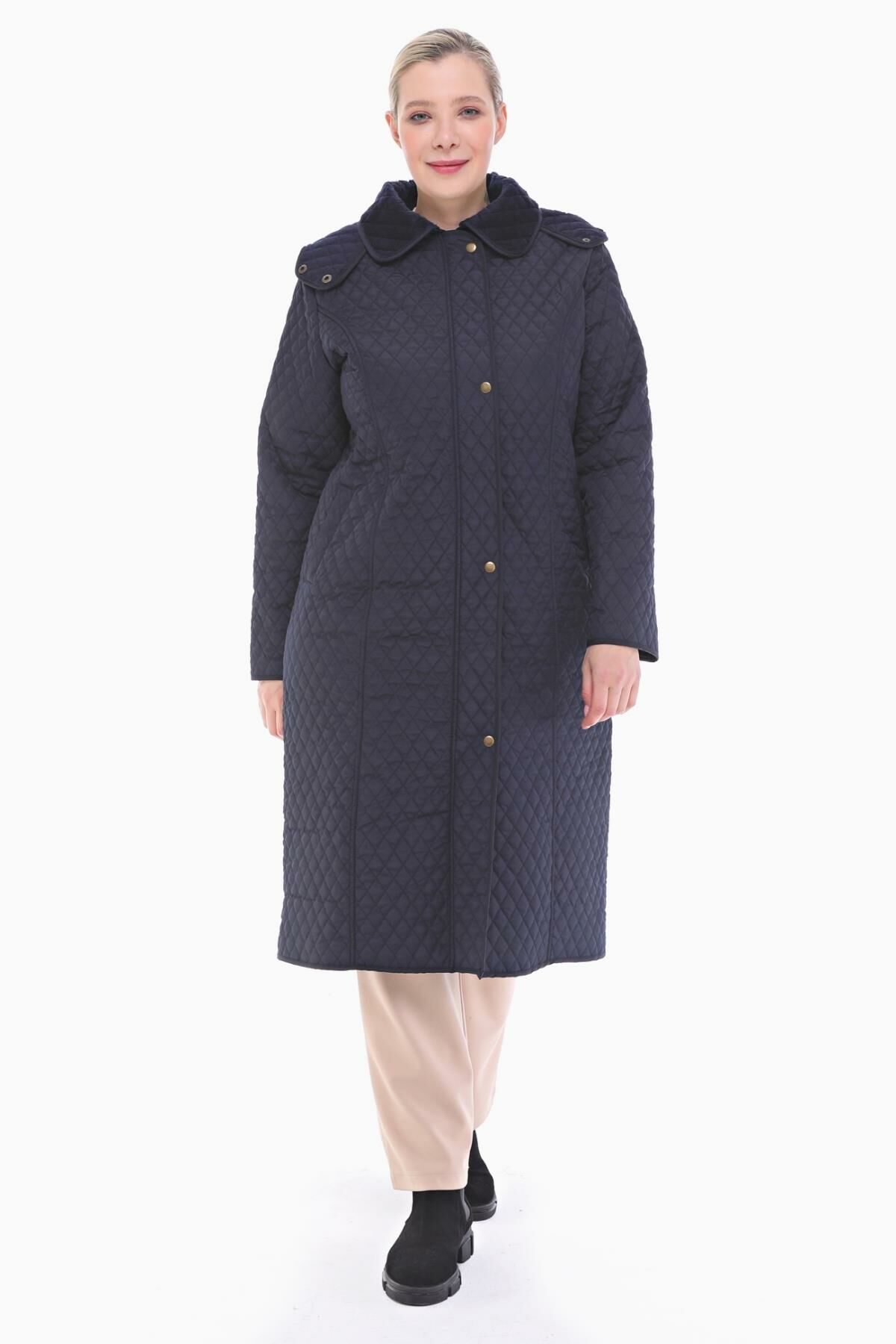 KAPÜŞONLU LACİVERT 120 CM KAPİTONE KABAN