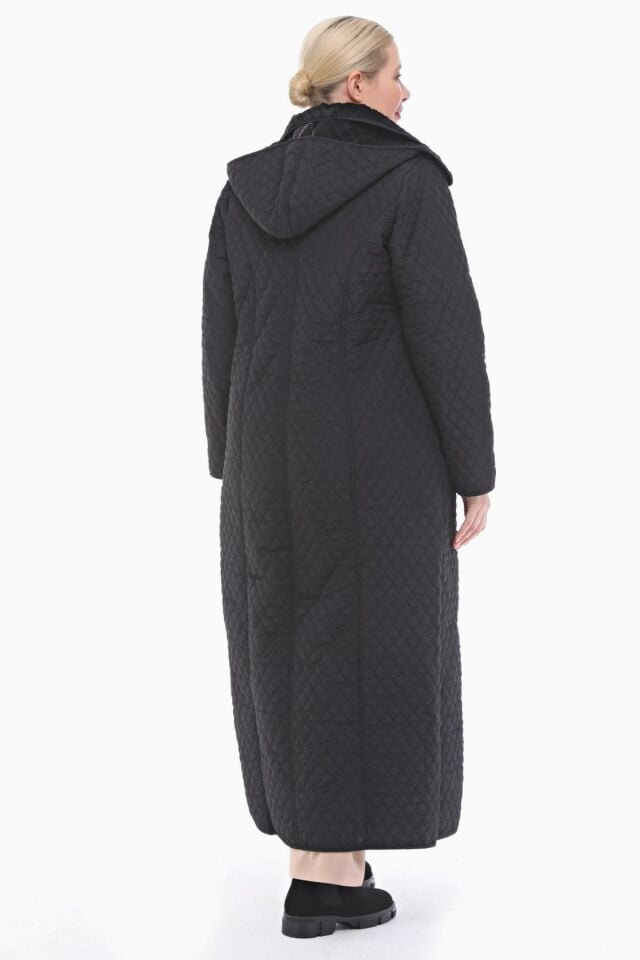 KAPÜŞONLU SİYAH 142 CM KAPİTONE KABAN