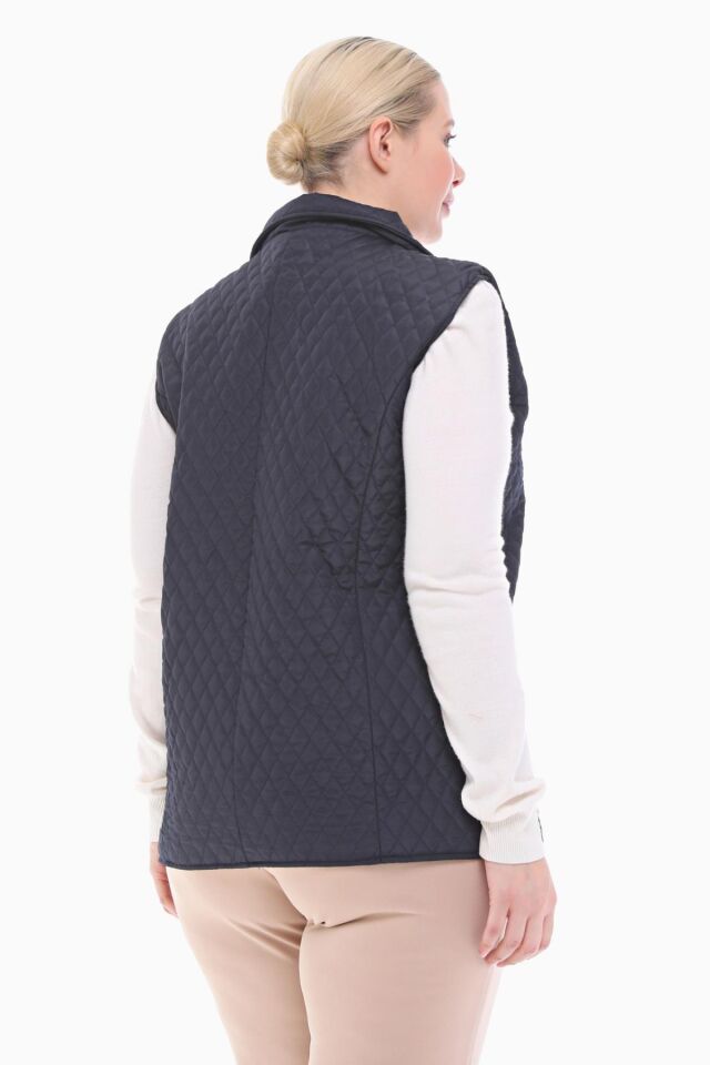 POLO YAKA LACİVERT KAPİTONE YELEK