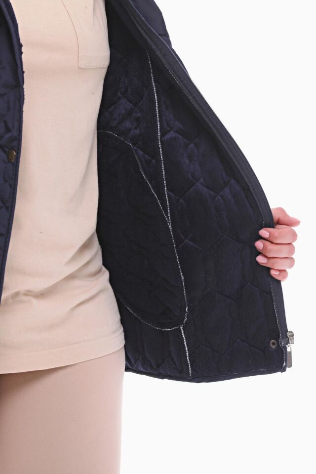 KAPÜŞONLU LACİVERT 75 CM KAPİTONE MONT