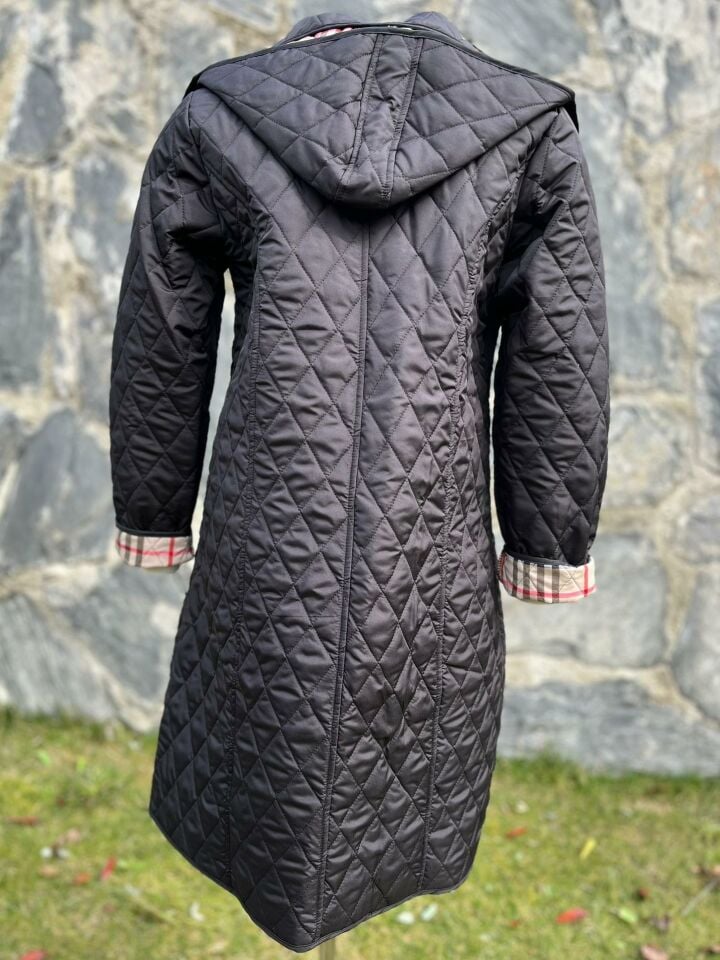 EKOSE 105 CM SİYAH MEVSİMLİK KAPİTONE MONT