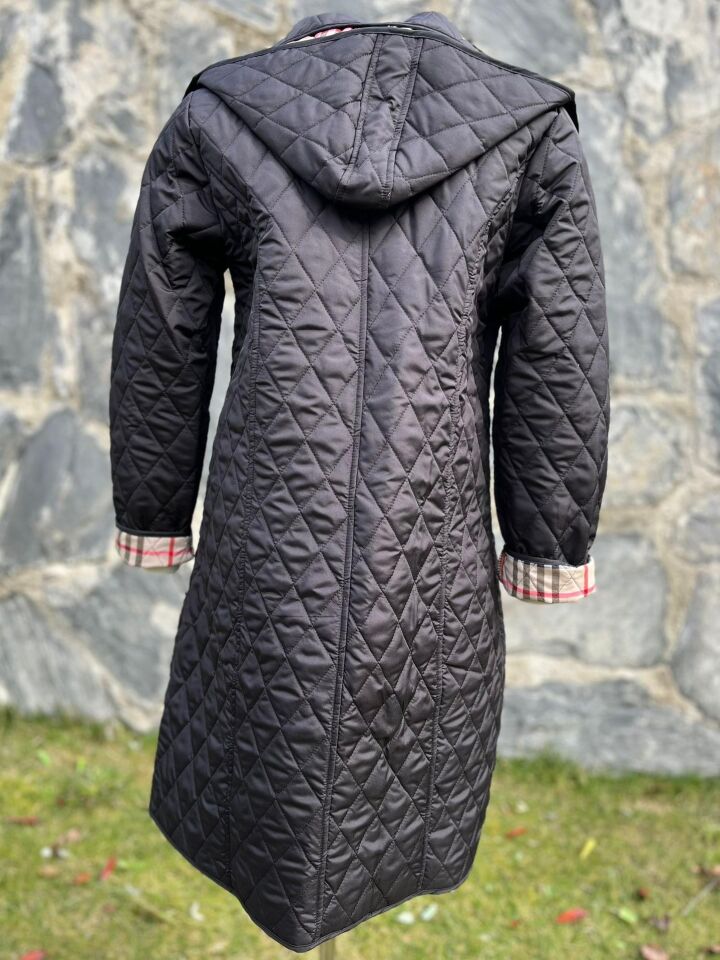 EKOSE 105 CM SİYAH MEVSİMLİK KAPİTONE MONT